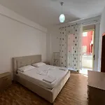 Ameti - Ground Floor Comfort - Spacious & Modern