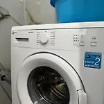 Ameti - Ground Floor Comfort - Spacious & Modern Apartment *
