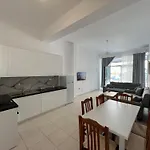 Ameti - Ground Floor Comfort - Spacious & Modern * Orikum