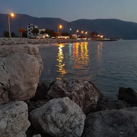 Ground Floor Comfort - Spacious & Modern Orikum