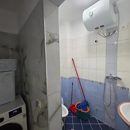 Ameti - Ground Floor Comfort - Spacious & Modern *