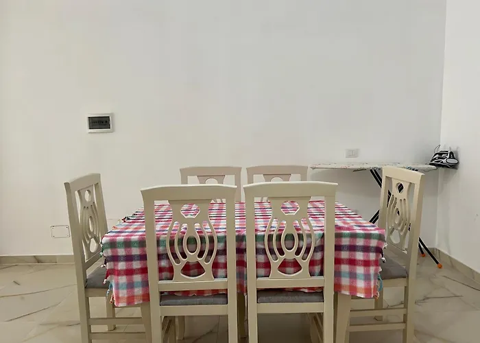 Ground Floor Comfort - Spacious & Modern Apartment