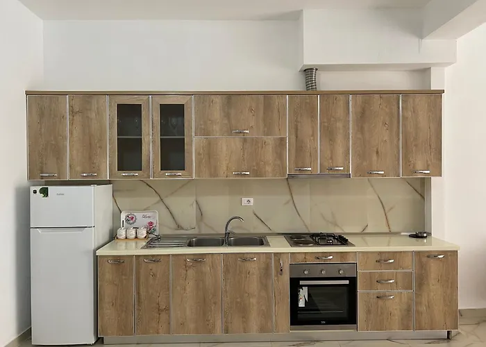 Apartment Ground Floor Comfort - Spacious & Modern *