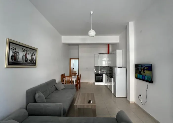 Apartment Ground Floor Comfort - Spacious & Modern