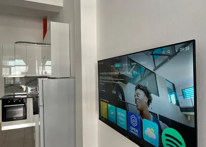 Ground Floor Comfort - Spacious & Modern